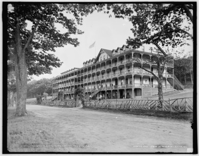 Pocono Mountain House, Mt. Pocono, Pa., c1905. Creator: Unknown.