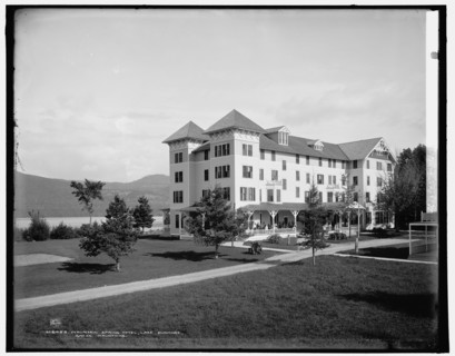 Mountain Spring Hotel, Lake Dunmore, Green Mountains, between 1900 and 1906. Creator: Unknown.