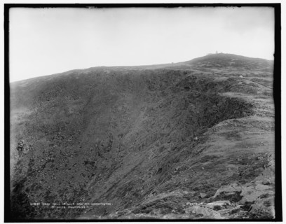 Head wall of gulf and Mt. Washington, White Mountains, between 1890 and 1901. Creator: Unknown.