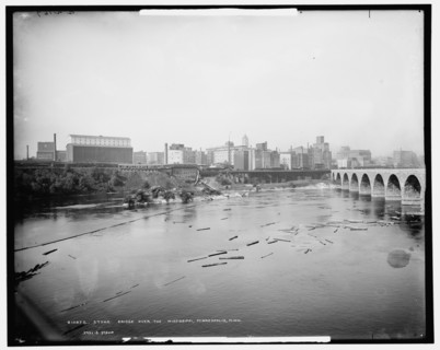 Stone bridge over the Mississippi, Minneapolis, Minn., c1905. Creator: Unknown.