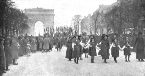 'La delivrance de l'Alsace et de la Lorraine celebree a Paris le 17 novembre 1918..., 1918. Creator: Unknown.