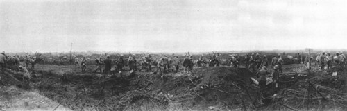 'La Bataille de la Somme; en terrain reconquis sur la route de Peronne; Le retour des..., 1916. Creator: Unknown.