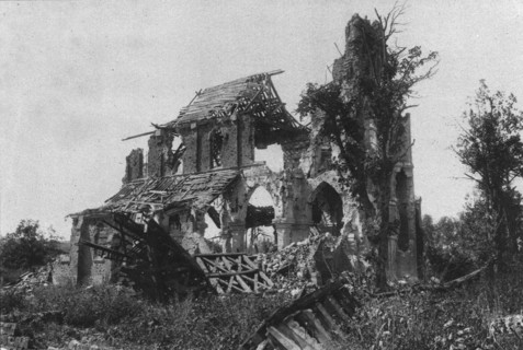 'Les ruines reconquises: eglises de villages, dans la Somme; l'eglise de Frise', 1916. Creator: Unknown.