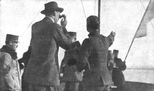 ''La liberation de la Serbie; Sur le Danube, le 8 novembre; le comte Karolyi, venant...', 1918. Creator: Unknown.