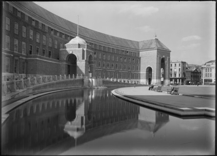 Council House, College Green, City of Bristol, 1945-1960. Creator: Margaret F Harker.