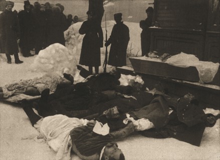 'La Revolution Russe; Apres une journee sanglante: un factionnaire garde-les morts', 1917. Creator: Unknown.