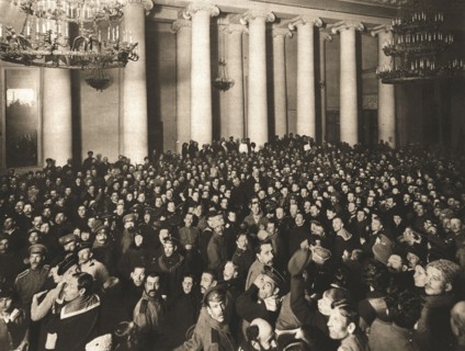 'La Revolution Russe; Au Palais de Tauride: des soldats et des marins, auxquels se sont melés...1917 Creator: Unknown.