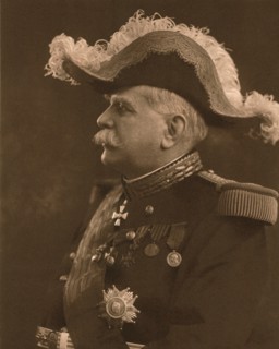 'Le vainqueur de la Marne; Le Marechal Joffre', 1917. Creator: R. Melcy.
