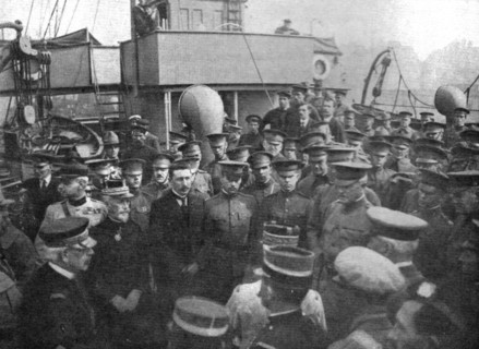 'L'Arrivee du General Pershing; Les receptions officielles a bord de l'Invicta', 1917. Creator: Unknown.