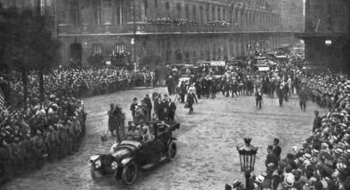 'L'Arrivee du General Pershing; A Paris: le general Pershing et M. Painleve, ministre de la..., 1917 Creator: Unknown.