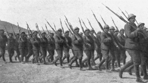 'Les Evenements de Grece; L'armee de Salonique: un regiment cretois, equipe a la francaise..., 1917. Creator: Robert Vaucher.