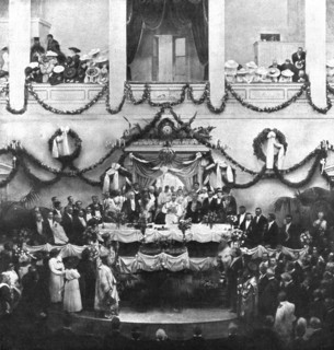 'Les Evenements de Grece; Le 4 aout 1917, apres avoir prete serment sur l'Evangile, le roi..., 1917. Creator: Unknown.