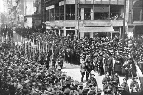 'Les alpins francais aux etsts-unis; debarques du "Rochambeau" cent chasseurs francais..., 1918. Creator: Unknown.
