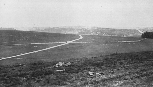 'Notre Contre-Attaque du 11 juin 1918; le plateau de Belloy repris par nos troupes, le 11 juin..., 1 Creator: Unknown.