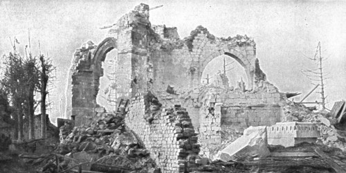 'Clery Repris; Les ruines de l'eglise', 1916. Creator: Unknown.