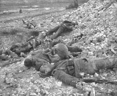 'Notre offensive du 15 decembre 1916; Cadavres allemands', 1916. Creator: Unknown.