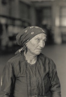 Italian at Ellis Island. Creator: Lewis Wickes Hine.