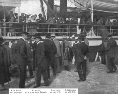 'Les evenements d'orient; le 22 novembre 1916, les representants de puissances ennemies en Grece, qu Creator: Unknown.