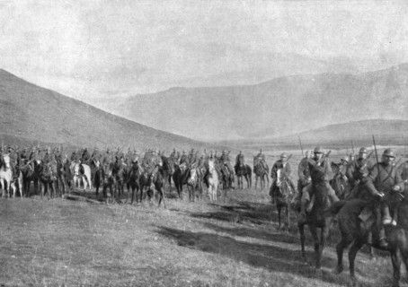 'les Italiens en Albanie ; la cavalerie italienne dans la vallee du drino', 1916. Creator: Unknown.
