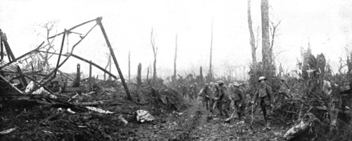 'L'avance Britannique; Un detachement de sapeurs etablit une route en territoire libere', 1917. Creator: Unknown.
