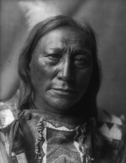 Hollow Horn Bear-Brulé, c1907. Creator: Edward Sheriff Curtis.