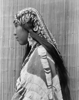 Wisham (i.e. Wishran) girl, profile, c1910. Creator: Edward Sheriff Curtis.