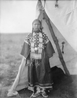 Rosa Lame Dog, c1905. Creator: Edward Sheriff Curtis.