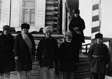Russian immigrants, 1890. Creator: Unknown.