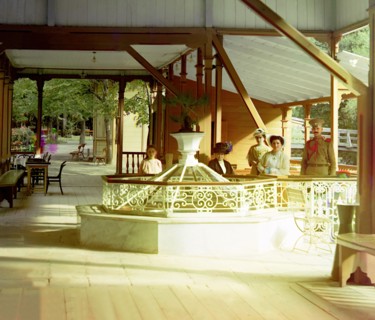 Ekaterininsky spring, Borzhom, between 1905 and 1915. Creator: Sergey Mikhaylovich Prokudin-Gorsky.
