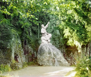 In Monrepos Park in Vyborg, between 1905 and 1915. Creator: Sergey Mikhaylovich Prokudin-Gorsky.