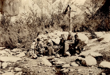 A group of travelers at the holy spring, 1900. Creators: I. A. Podgorbunskii, V. I. Podgorbunskii.
