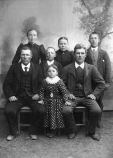Group portrait, 1905-1910.  Creator: Per Persson.