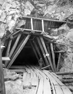 Tunnel Works, 1900-1904. Creator: Unknown.