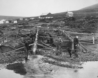 Anvil Creek gold mine, 1916. Creator: Lomen Brothers.