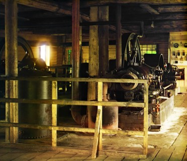 Machine department, Oka River, 1912. Creator: Sergey Mikhaylovich Prokudin-Gorsky.