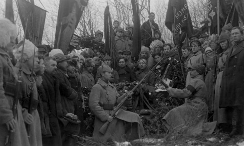 Funeral of V.M. Kruchina; at the cemetery., 1917-1923. Creator: Unknown.