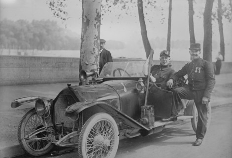 Monternier & Pegoud, between c1914 and c1915. Creator: Bain News Service.