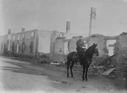 Bonnefond (Dramatist) at Ruins of Epine, 1914. Creator: Bain News Service.