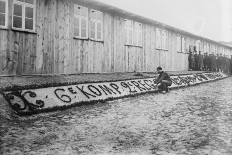 French gardener, Prison camp, Zossen, 24 Feb 1915. Creator: Bain News Service.