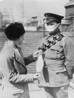 Respirator for British soldiers, between 1914 and c1915. Creator: Bain News Service.