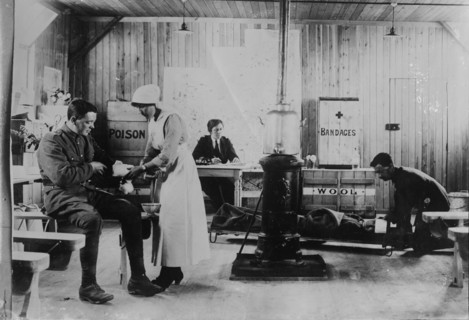 British Voluntary Aid detachment dressing station, 27 Jun 1917. Creator: Bain News Service.