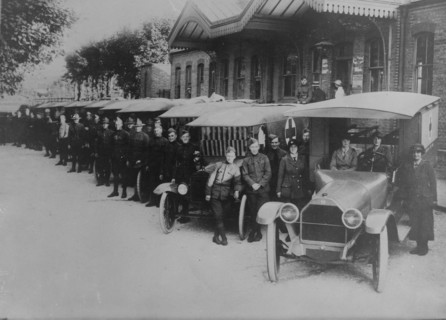 U.S. Red Cross in England, between c1915 and c1920. Creator: Bain News Service.
