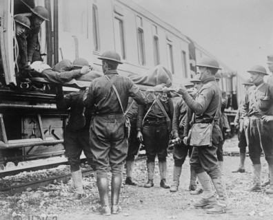 American soldiers & wounded, 27 Apr 1918. Creator: Bain News Service.