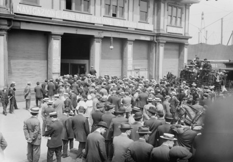 Awaiting Nathan's arrival, 5/25/14, 1914. Creator: Bain News Service.