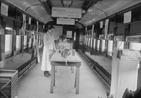 L.I.R.R. Food Train, 1918. Creator: Bain News Service.