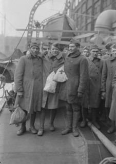 L. Jacubowski, H.E. Anchors, Ezra E. Jones, 1918 or 1919. Creator: Bain News Service.