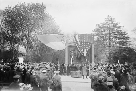 Joffre in Br'klyn [i.e., Brooklyn], no date. Creator: Bain News Service.