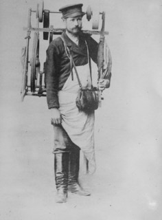 Russian Peddler, between c1915 and c1920. Creator: Bain News Service.