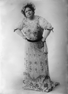 Mrs. Stuart Robson, 1910. Creator: Bain News Service.