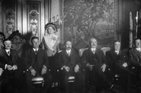 National League team owners including Gary Herrmann, Charles Ebbets and Mrs. Helene Robison..., 1913 Creator: Bain News Service.